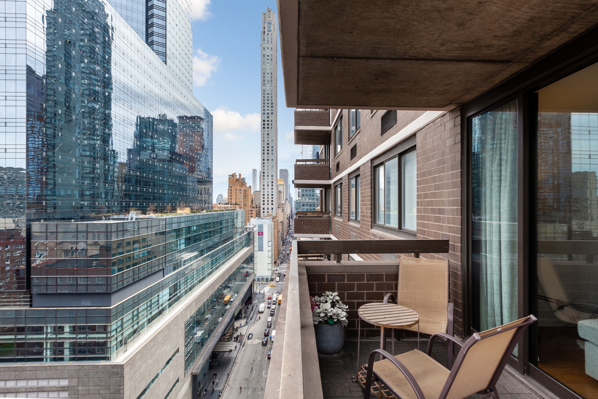 #8 photo, 347 West 57th Street, 曼哈顿 中城西区 Midtown West , New York 10019