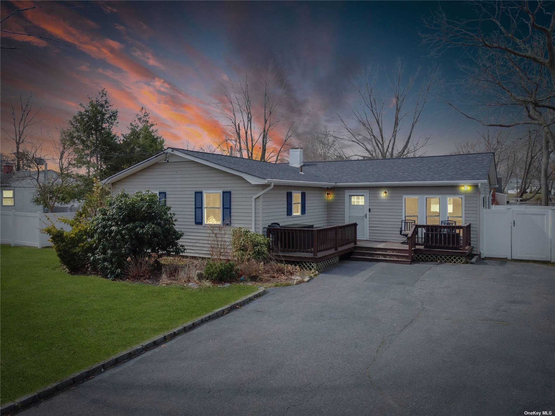 #1 photo, 60 Mount Sinai Coram Road, 東長島 科勒姆 Coram , NY 11727