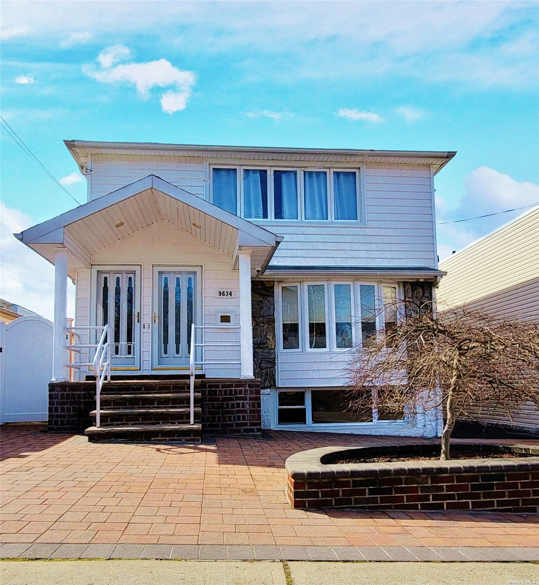 #1 photo, 96-34 155th Avenue, 皇后区 霍华德滩 Howard Beach , NY 11414