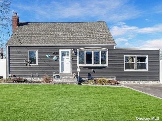 #1 photo, 25 Elaine Drive, 東長島 Sayville , NY 11782