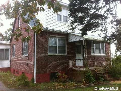 #1 photo, 62 Terapin Street, 東長島 Mastic , NY 11950