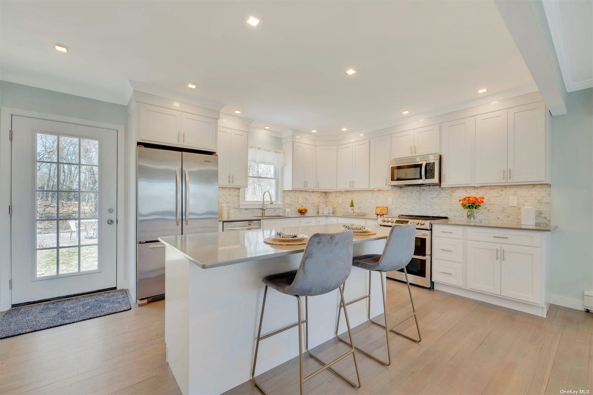 #1 photo, 11219 Old Sound Avenue, 東長島 Mattituck , NY 11952