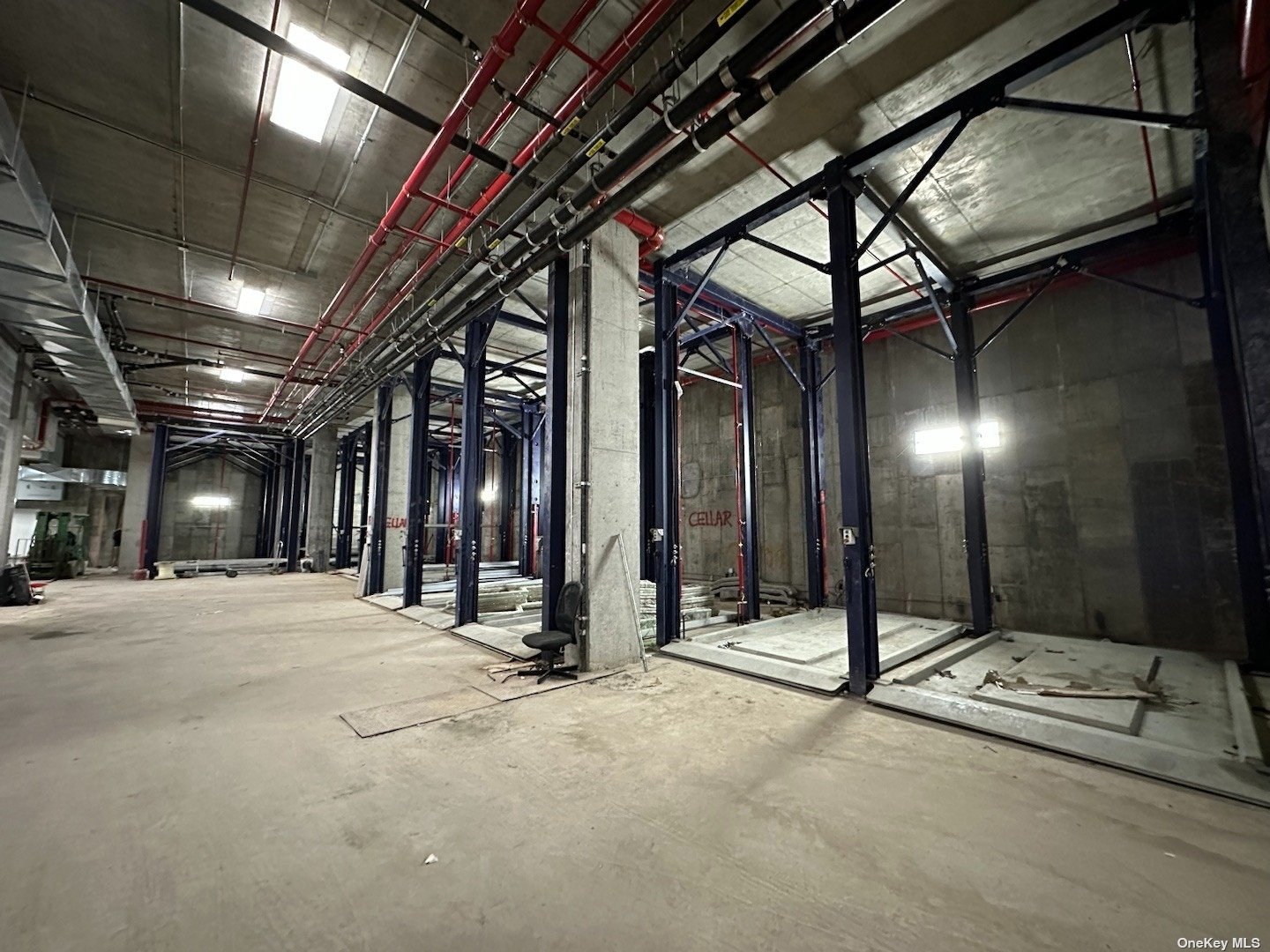 #1 photo, 97-29 64 Road, 皇后区 雷哥公园 Rego Park , NY 11374