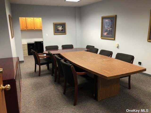 #1 photo, 108-112 Merrick Road, 长岛 Lynbrook , NY 11563