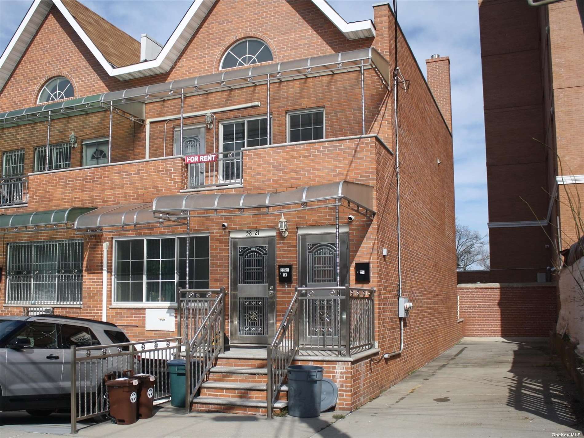 #1 photo, 58-21 183rd Street, 皇后区 新鲜草原 Fresh Meadows , NY 11365