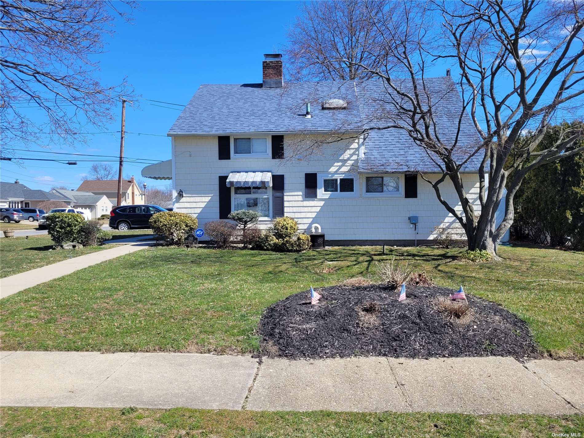 #1 photo, 1 Wheelwright Lane, 長島 Levittown , NY 11756