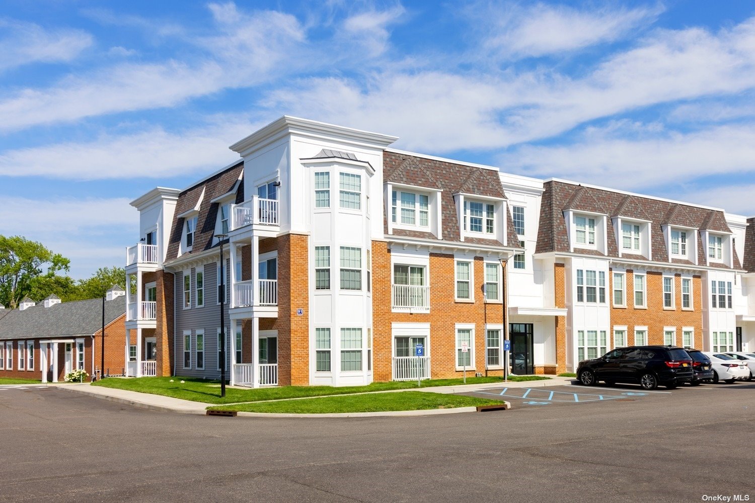 #1 photo, 75 Circle Drive, 东长岛 Central Islip , NY 11722