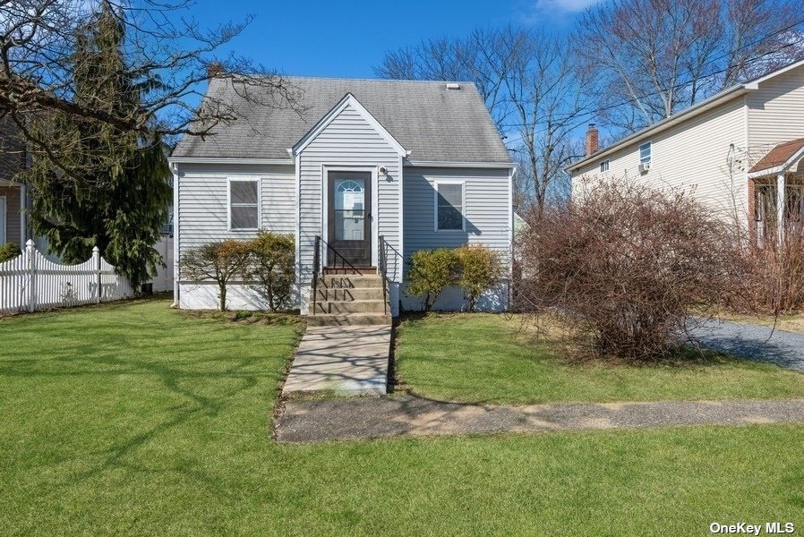 #1 photo, 120 S 26th Street, Wyandanch , NY 11798