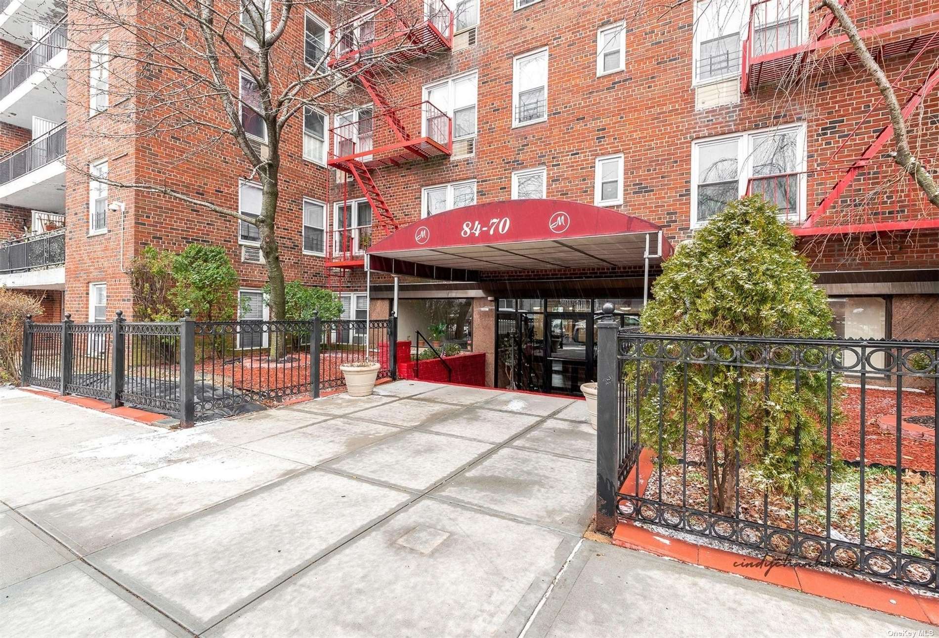 #1 photo, 84-70 129 Street, 皇后區 秋園 Kew Gardens , NY 11415