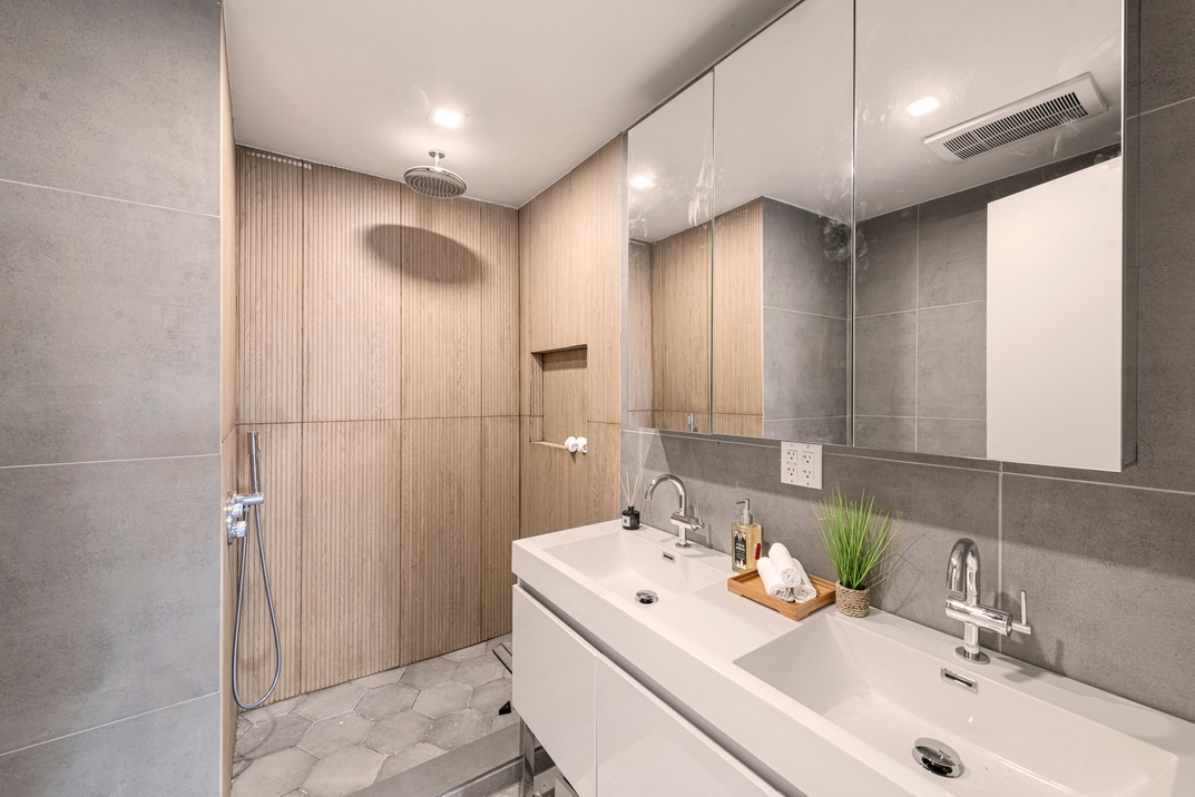 #8 photo, 959 Madison Street, 布鲁克林 布什维克 Bushwick , New York 11221