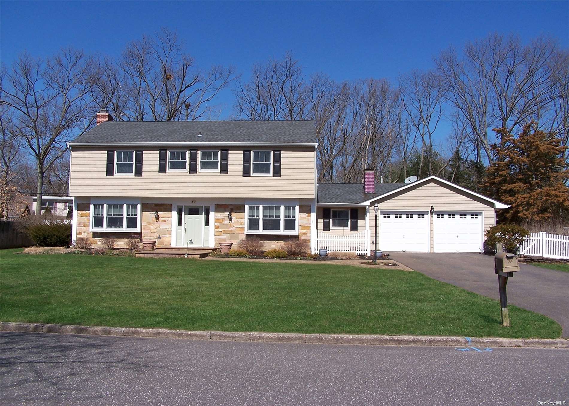 #1 photo, 7 Beaverdale Lane, 東長島 Stony Brook , NY 11790