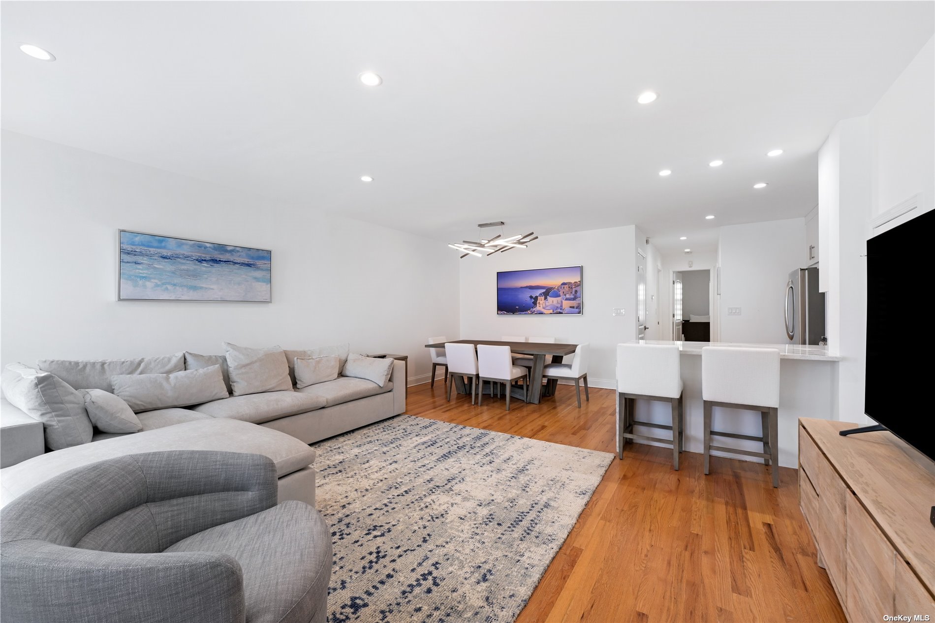 #1 photo, 100-12 Shore Front Parkway, 皇后区 Rockaway Park , NY 11694