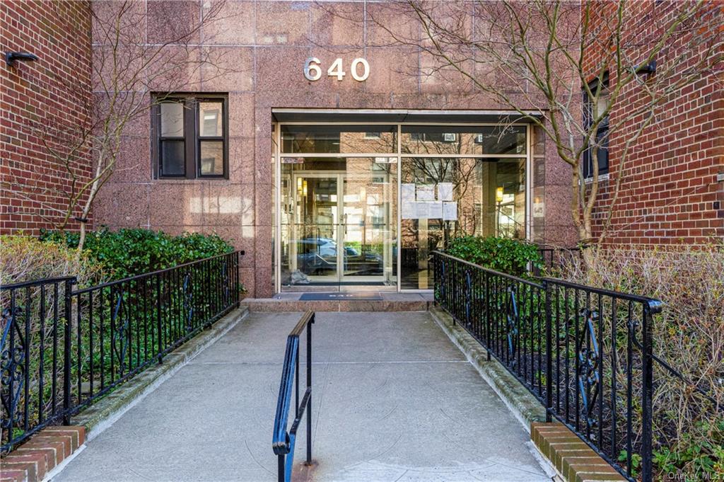 #1 photo, 640 W 239th Street, 布朗士 Bronx , NY 10463