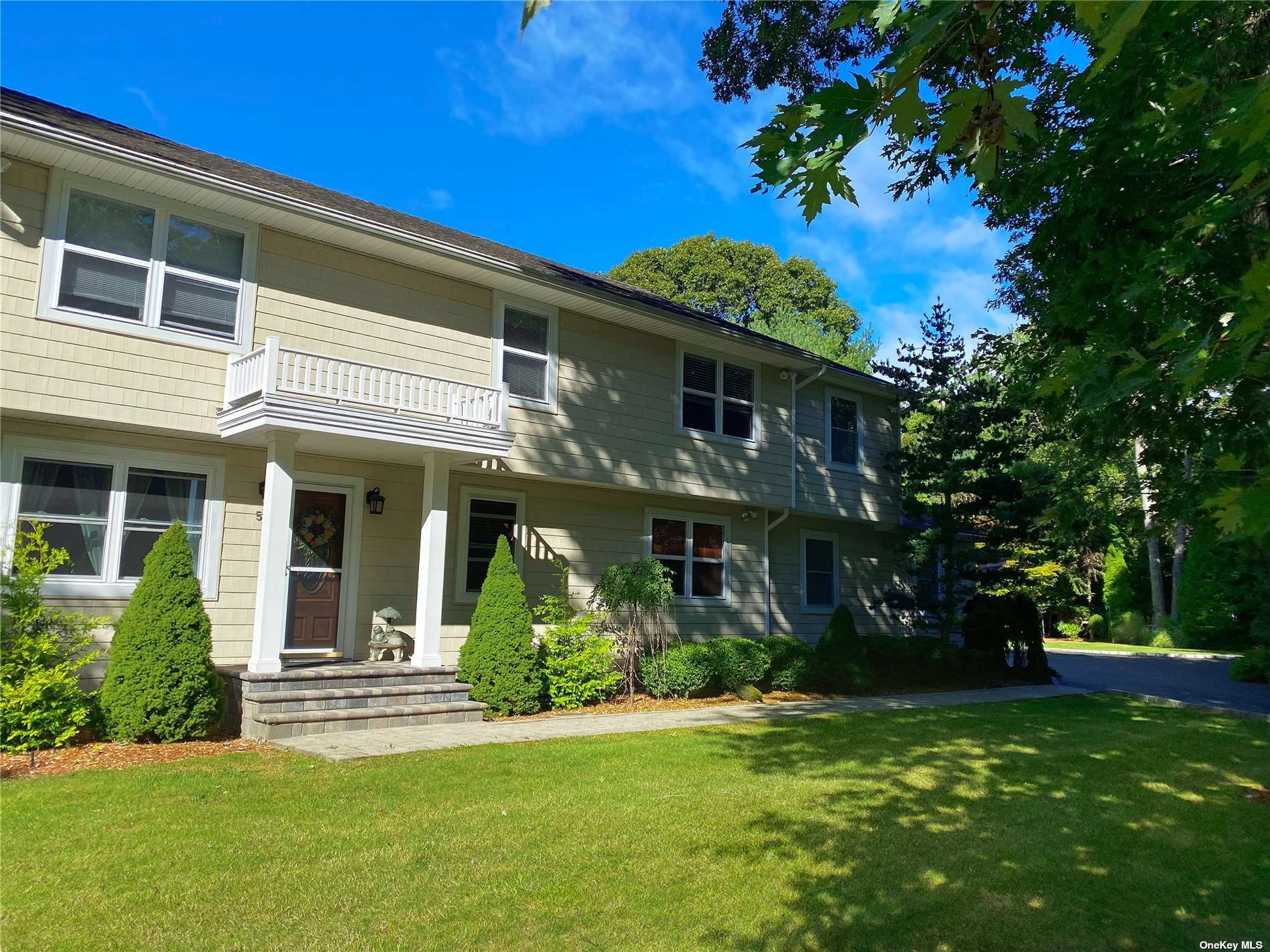 #1 photo, 55 Old Depot Road, 东长岛 汉普顿 Quogue , NY 11959