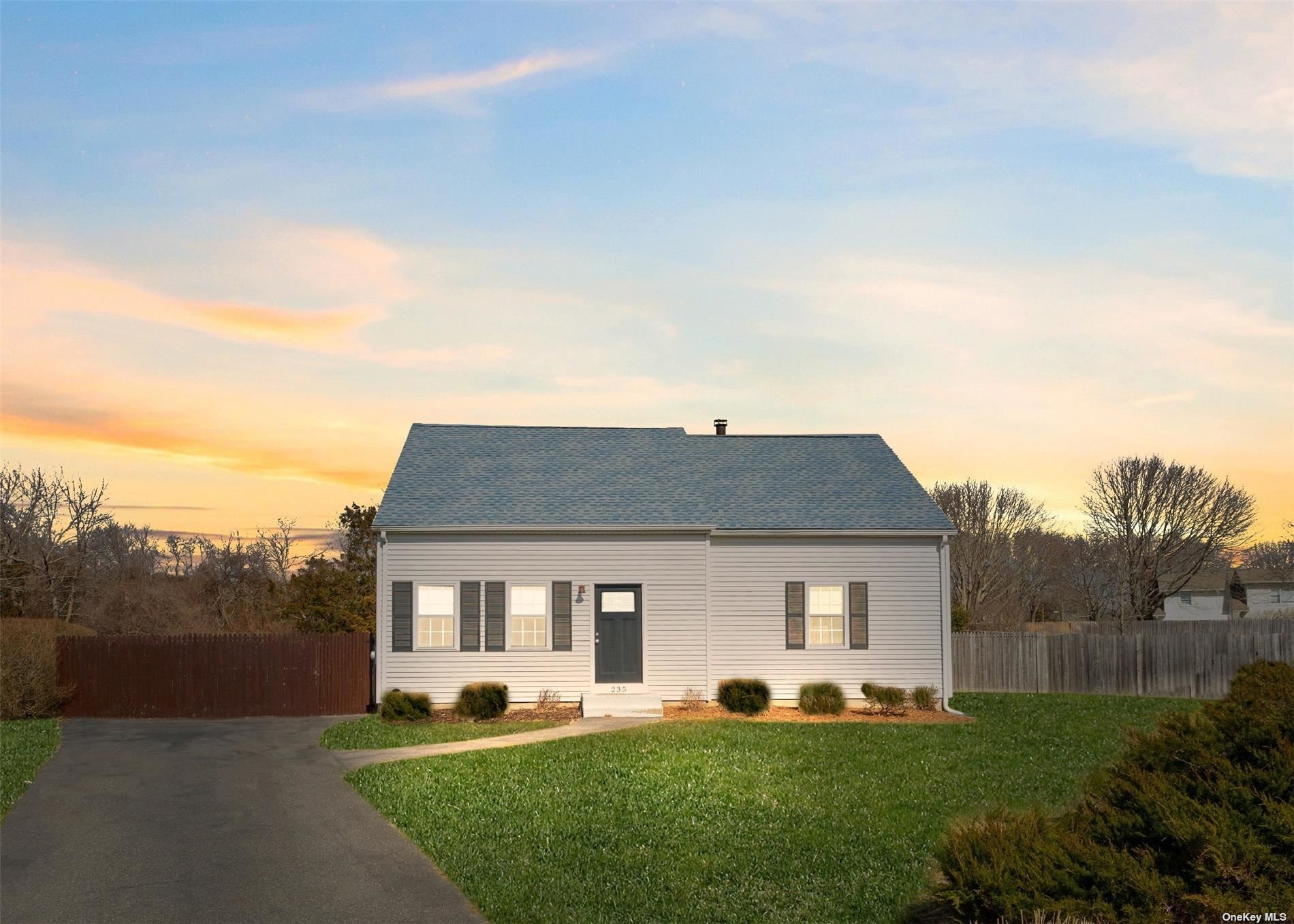 #1 photo, 235 Apple Court, 东长岛 Southold , NY 11971