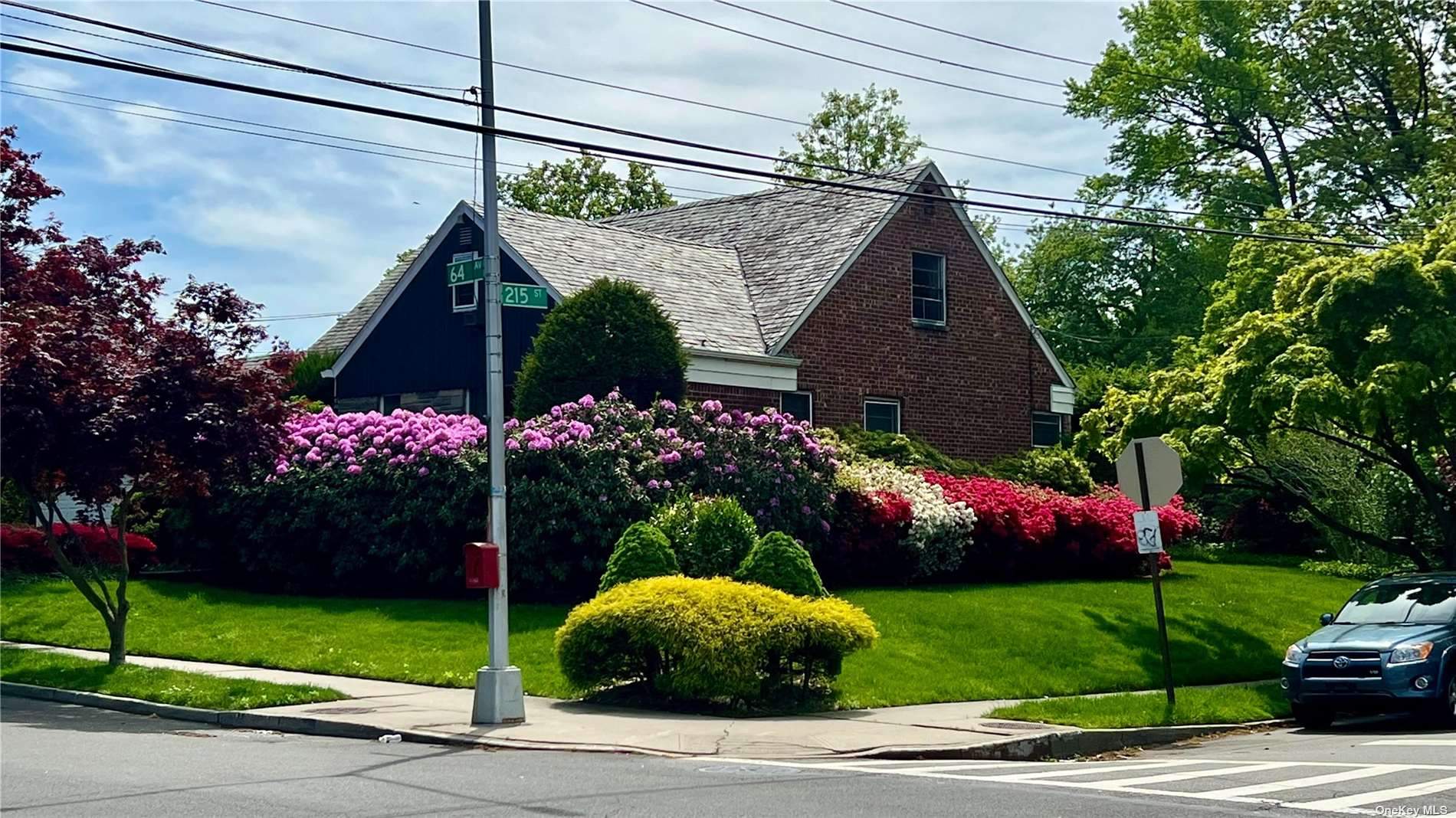 #1 photo, 215-04 64 Avenue, 皇后区 贝塞 Bayside , NY 11364