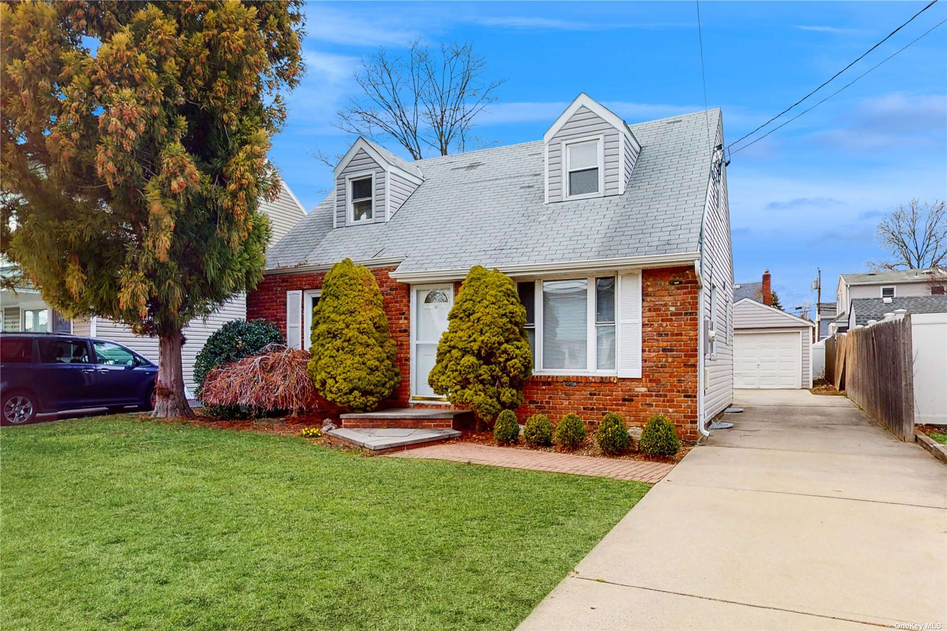 #1 photo, 10 Virginia Avenue, 长岛 Plainview , NY 11803