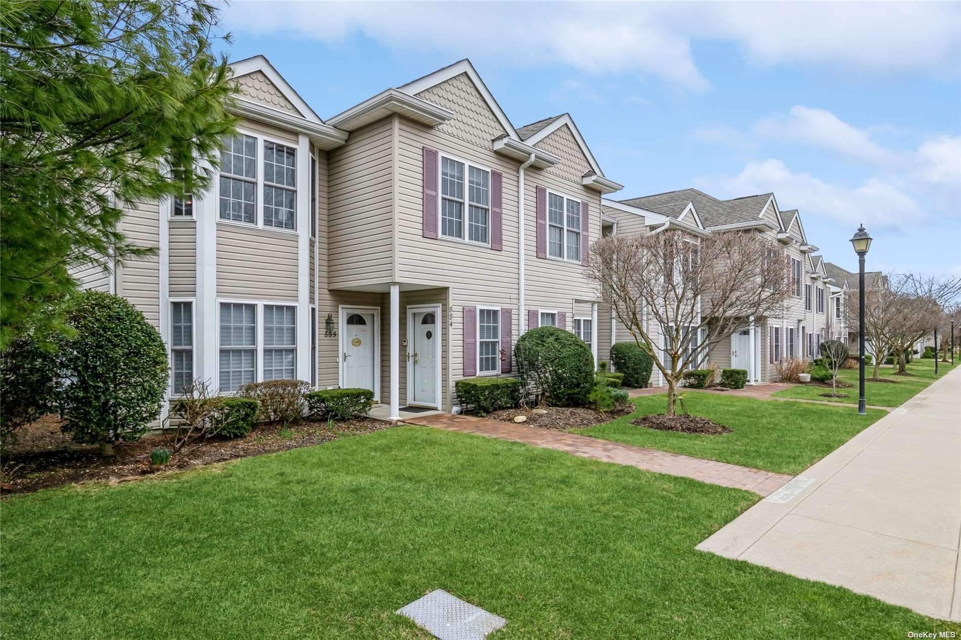 #1 photo, 884 Altessa Boulevard, 东长岛 梅尔维尔 Melville , NY 11747