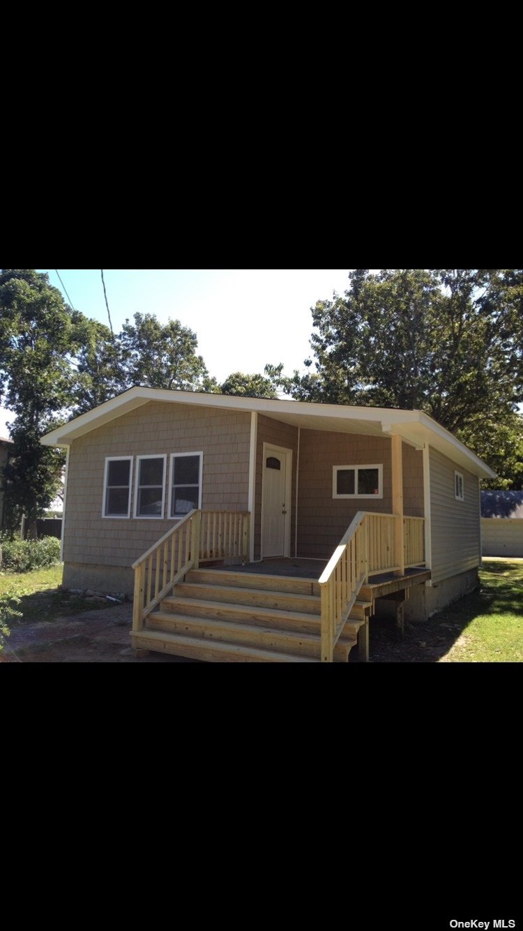 #1 photo, 4 Meadowmere Avenue, Mastic , NY 11950