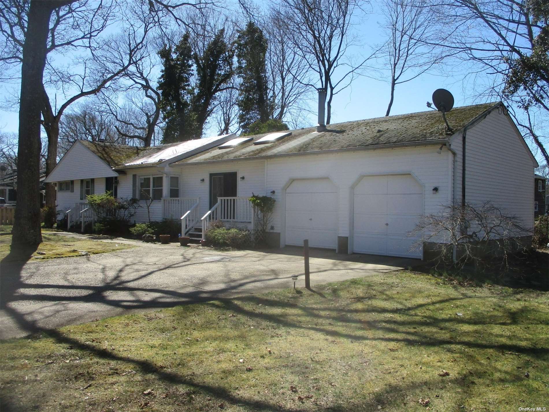 #1 photo, 40 Lyman Road, 东长岛 East Patchogue , NY 11772