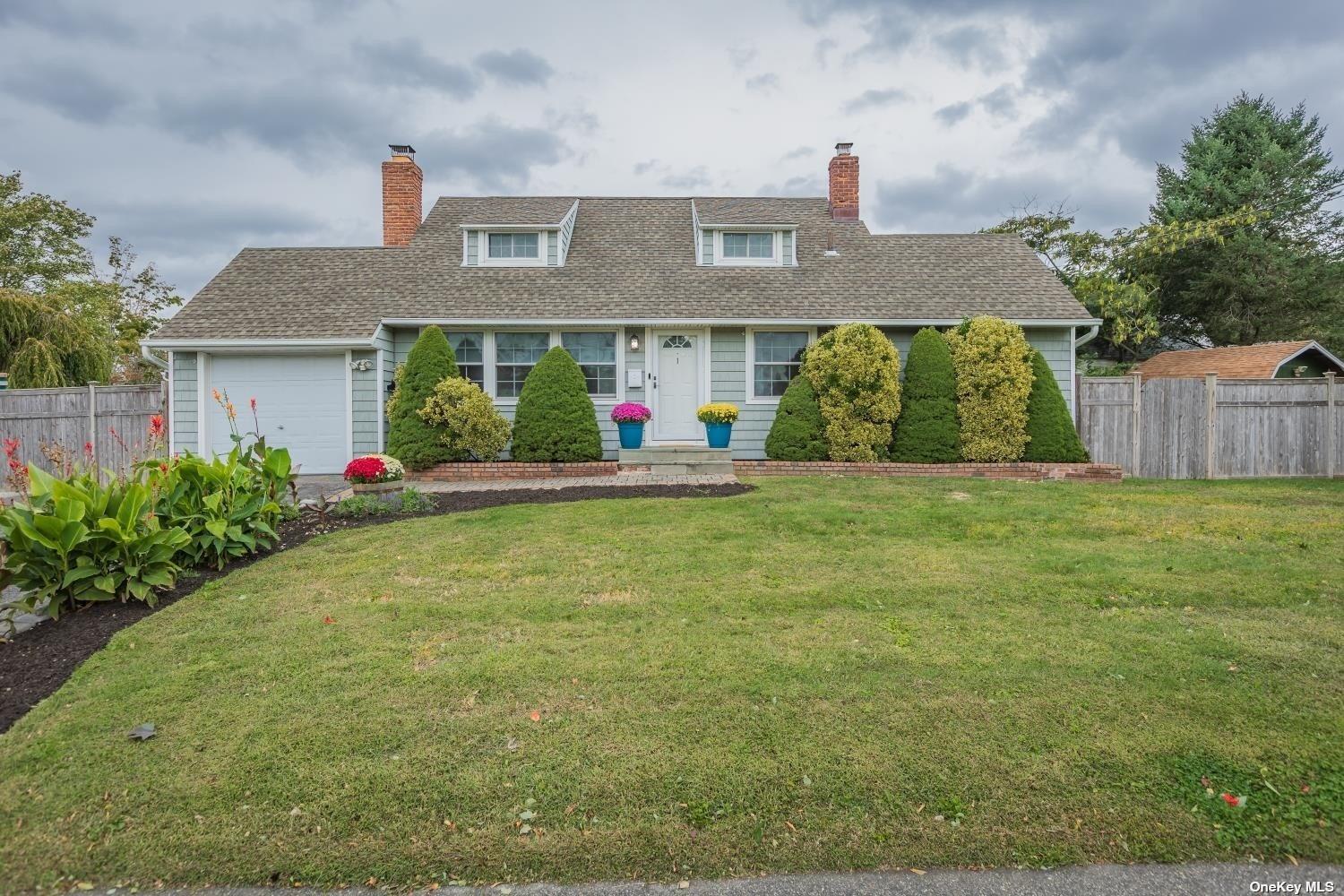 #1 photo, 1 Oakland Avenue, 东长岛 北港 East Northport , NY 11731