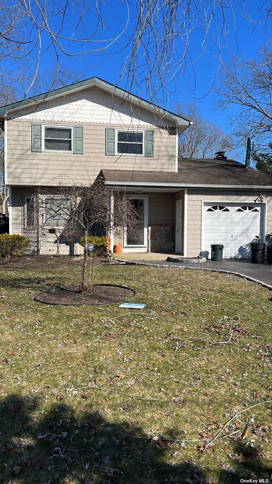 #1 photo, 392 Birch Hollow Drive, 东长岛 Shirley , NY 11967