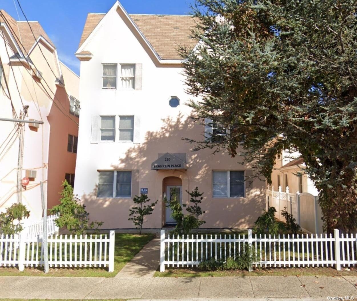 #1 photo, 220 Franklin Place, 长岛 Woodmere , NY 11598