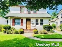 #1 photo, 135 Lillian Avenue, ナッソー郡 Freeport , NY 11520