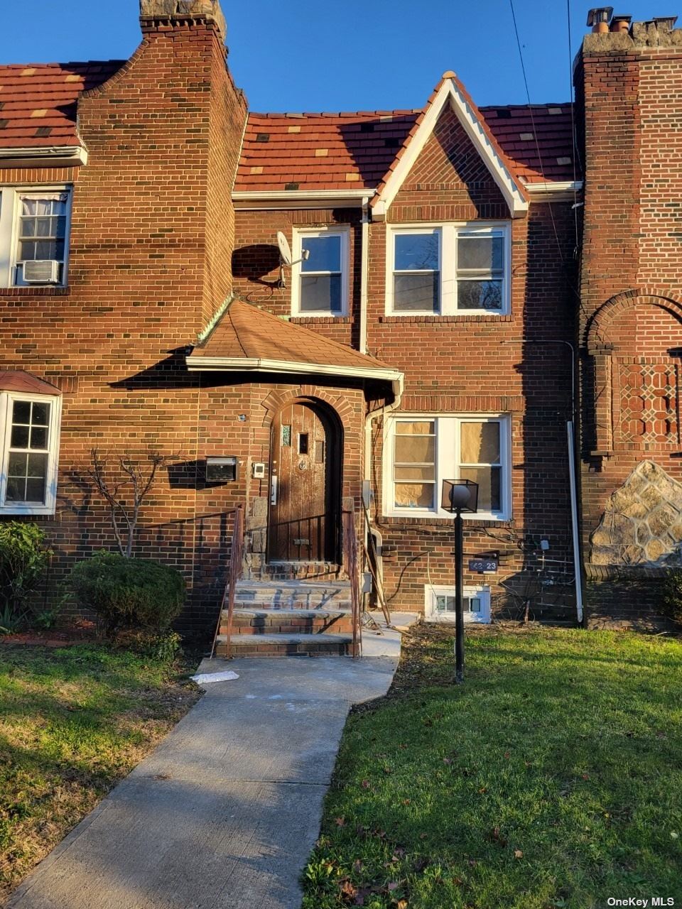 #1 photo, 142-23 230th Place, 皇后区 Springfield Gardens , NY 11413