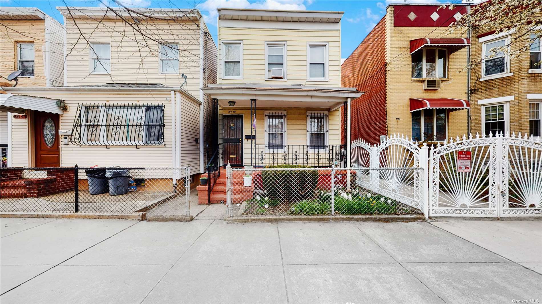 #1 photo, 104-49 46th Avenue, 皇后区 可乐娜 Corona , NY 11368