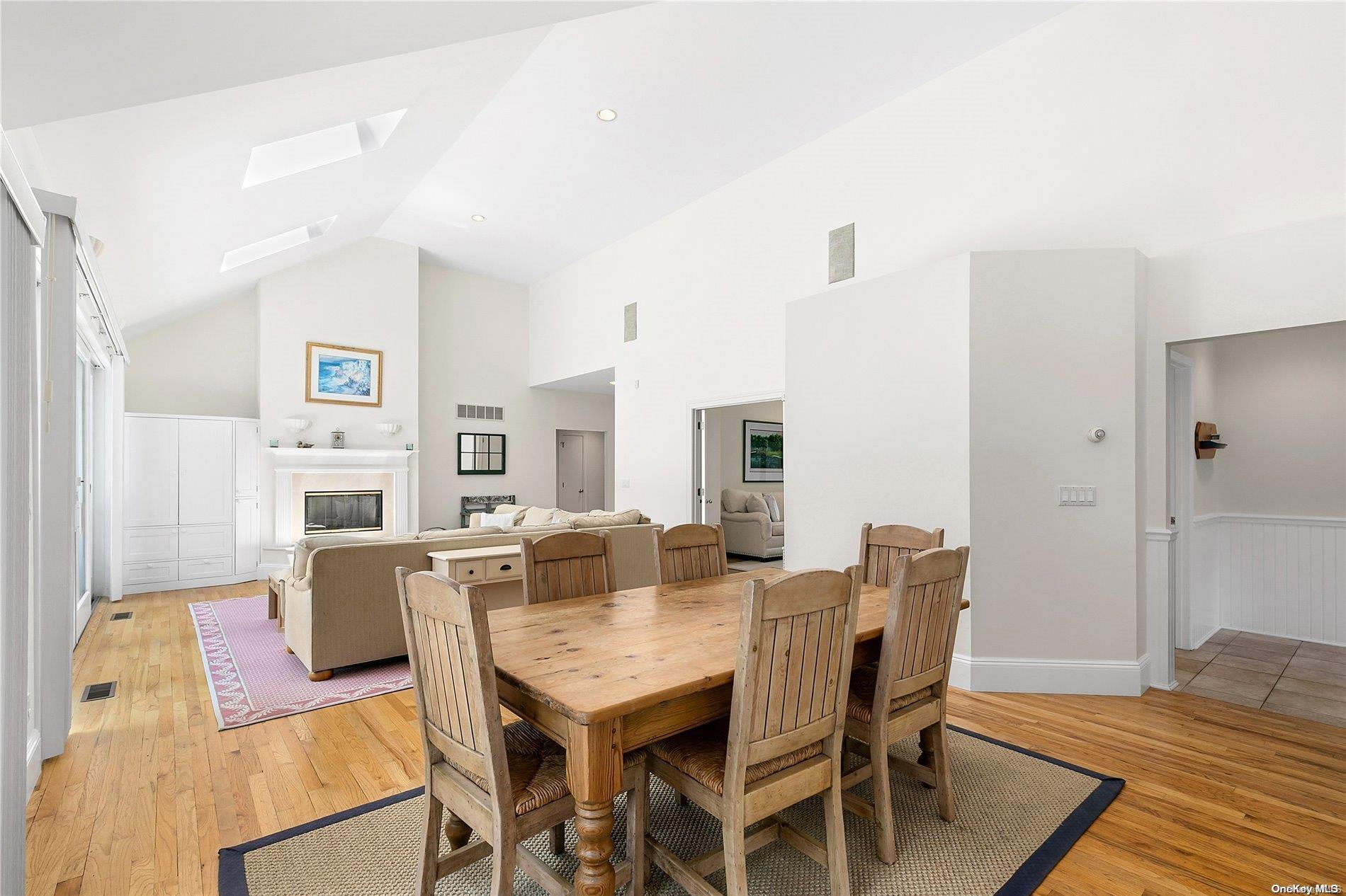 #4 photo, 43 Bridle Path, サフォーク郡 Westhampton Beach , NY 11978