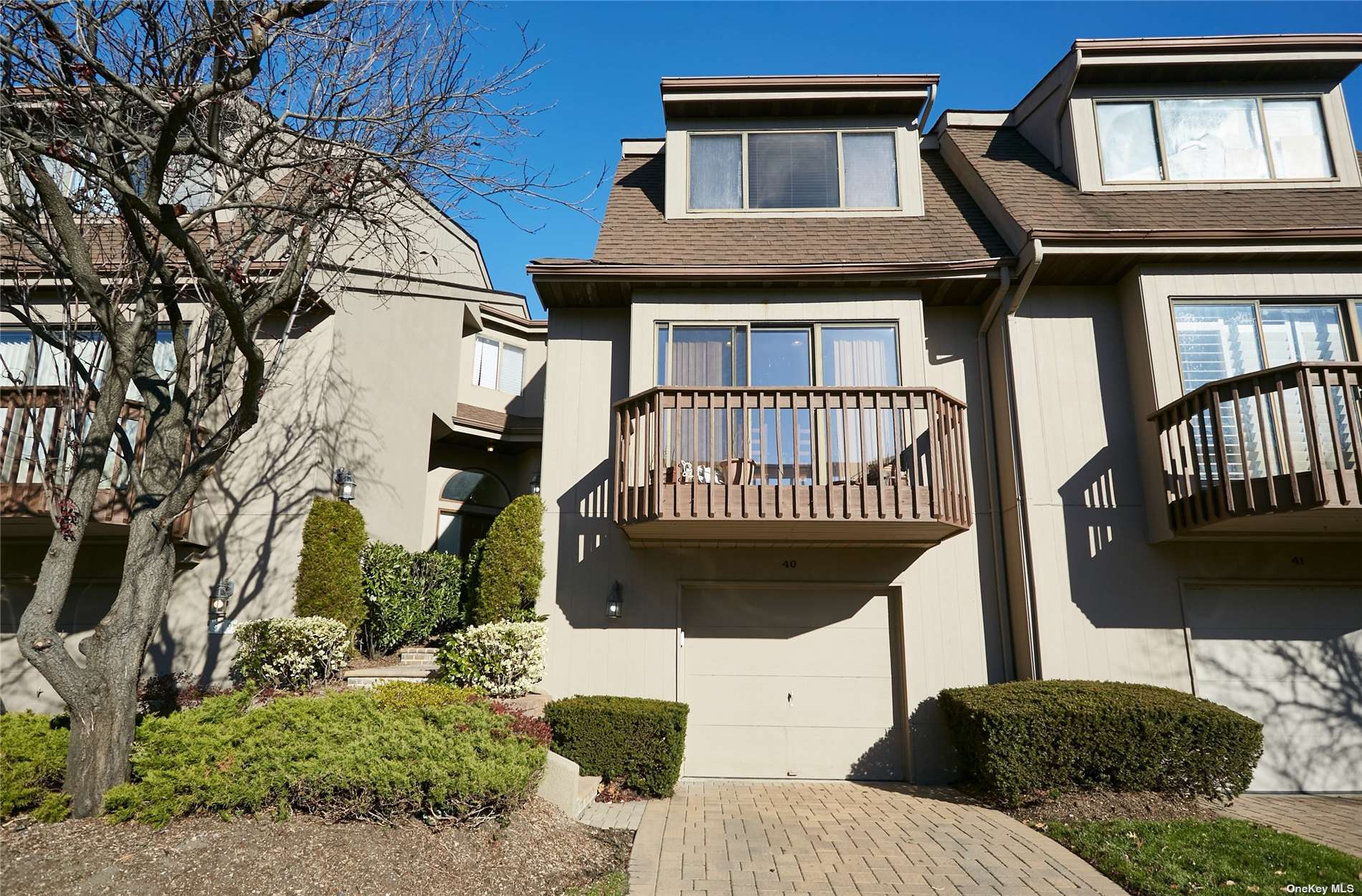 #1 photo, 40 Clubside Drive, 长岛 Woodmere , NY 11598