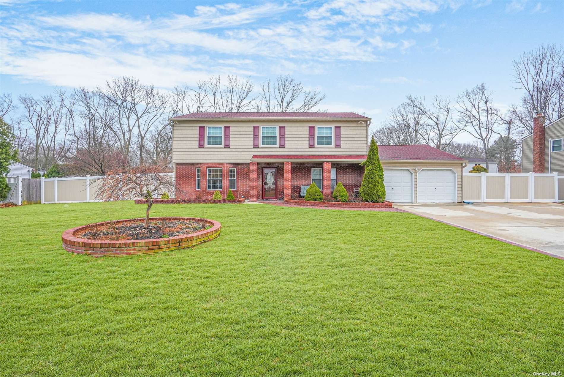 #1 photo, 80 Lincoln Avenue, 东长岛 Port Jefferson Station , NY 11776