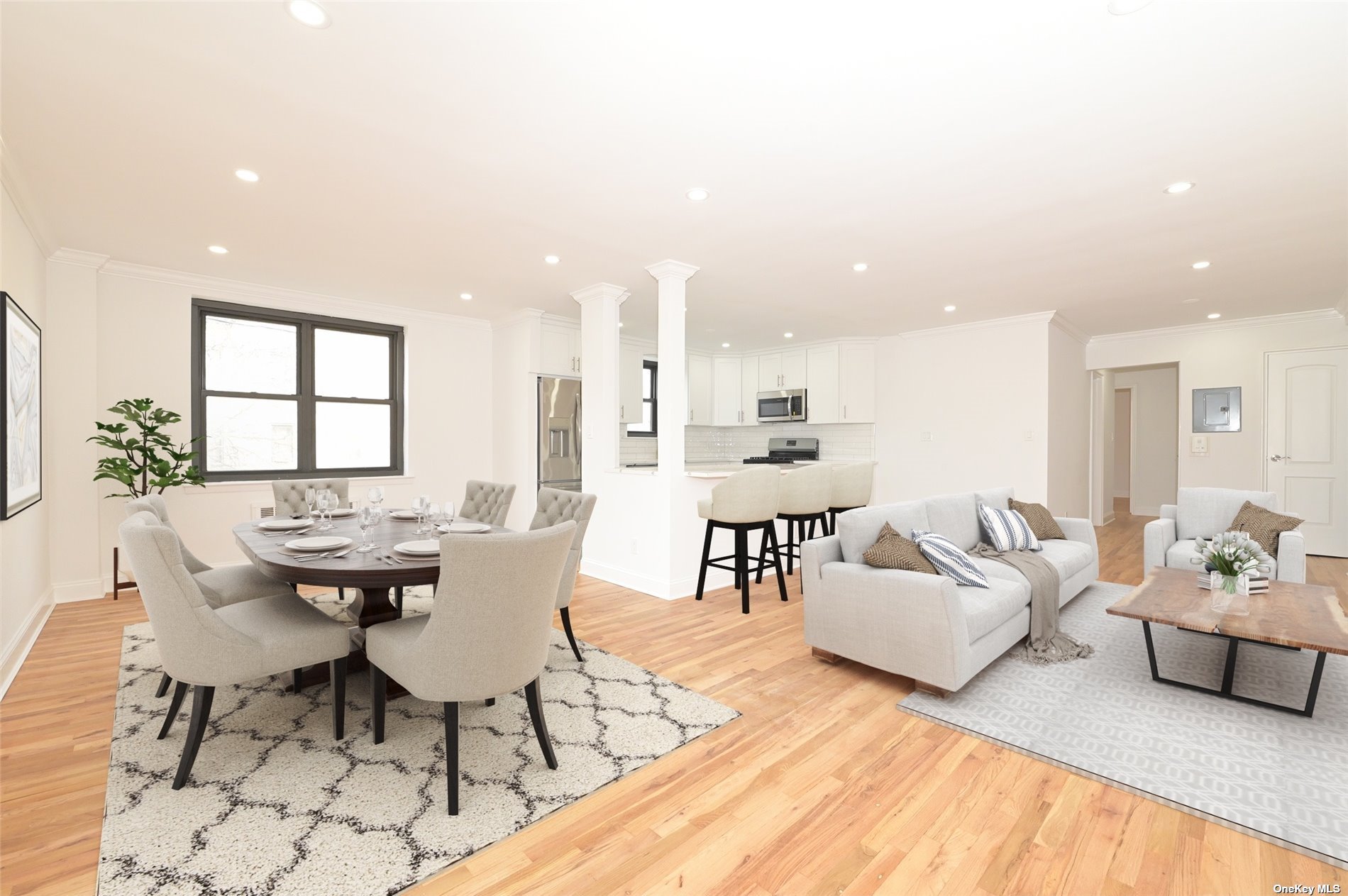 #1 photo, 120 Horton Highway, 长岛 Mineola , NY 11501