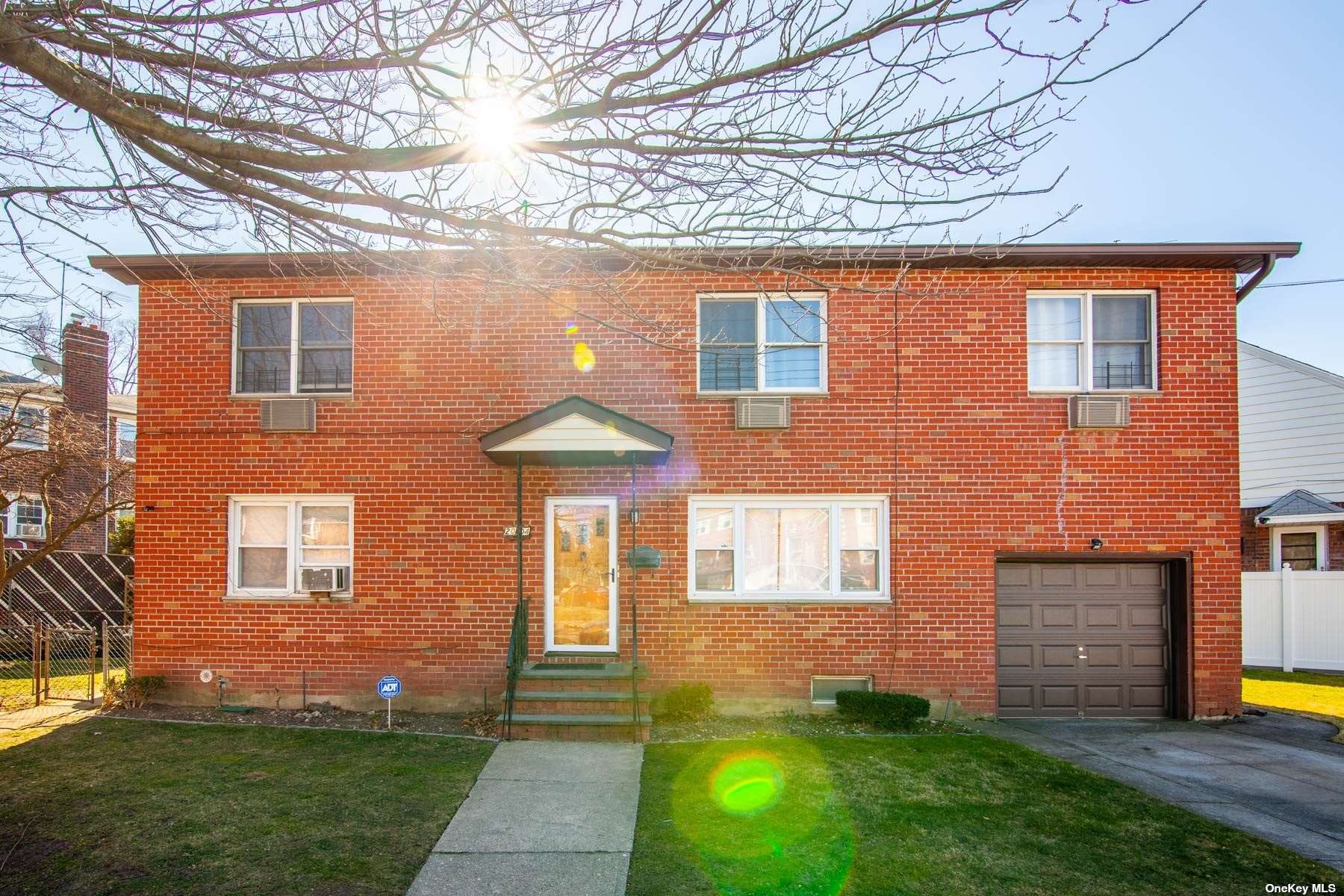 #1 photo, 20-04 Clintonville Street, 皇后区 白石镇 Whitestone , NY 11357