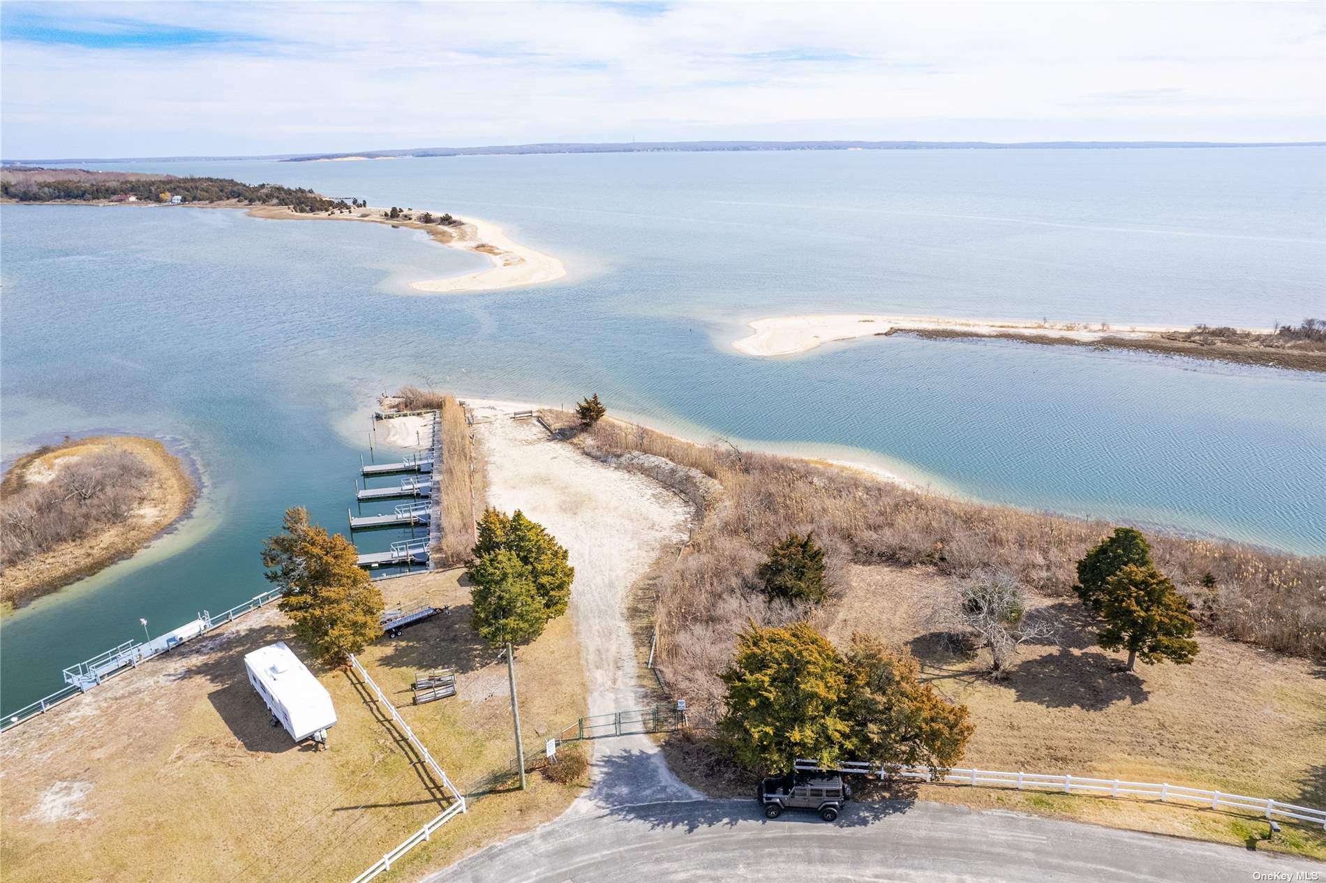 #1 photo, 2335 Minnehaha Boulevard, 东长岛 Southold , NY 11971