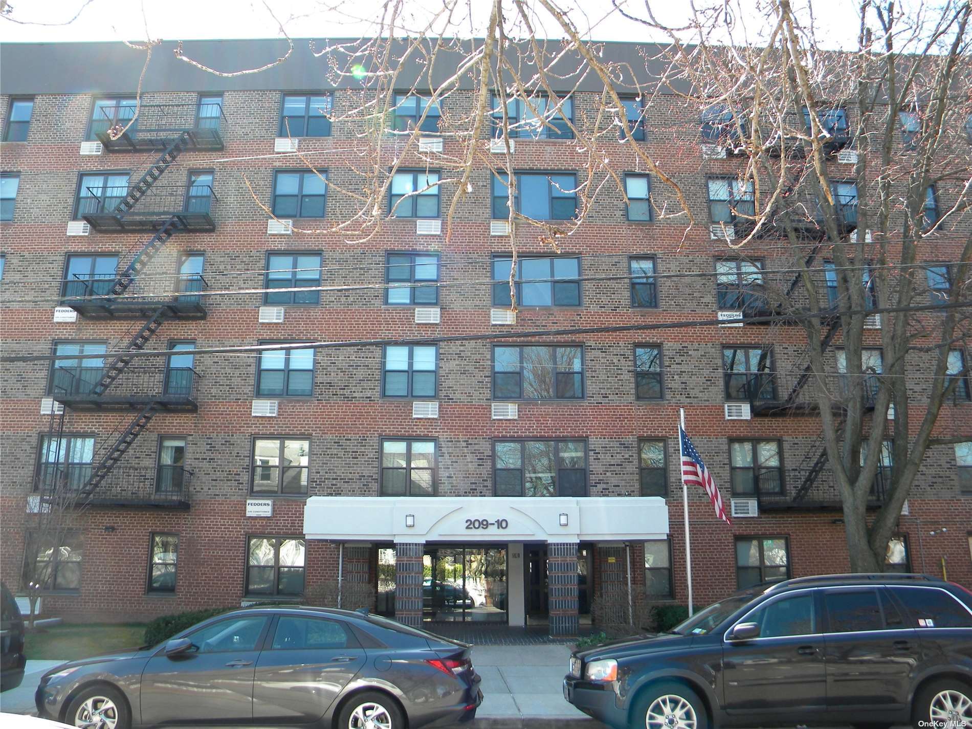 #1 photo, 209-10 41 Avenue, 皇后区 贝塞 Bayside , NY 11361