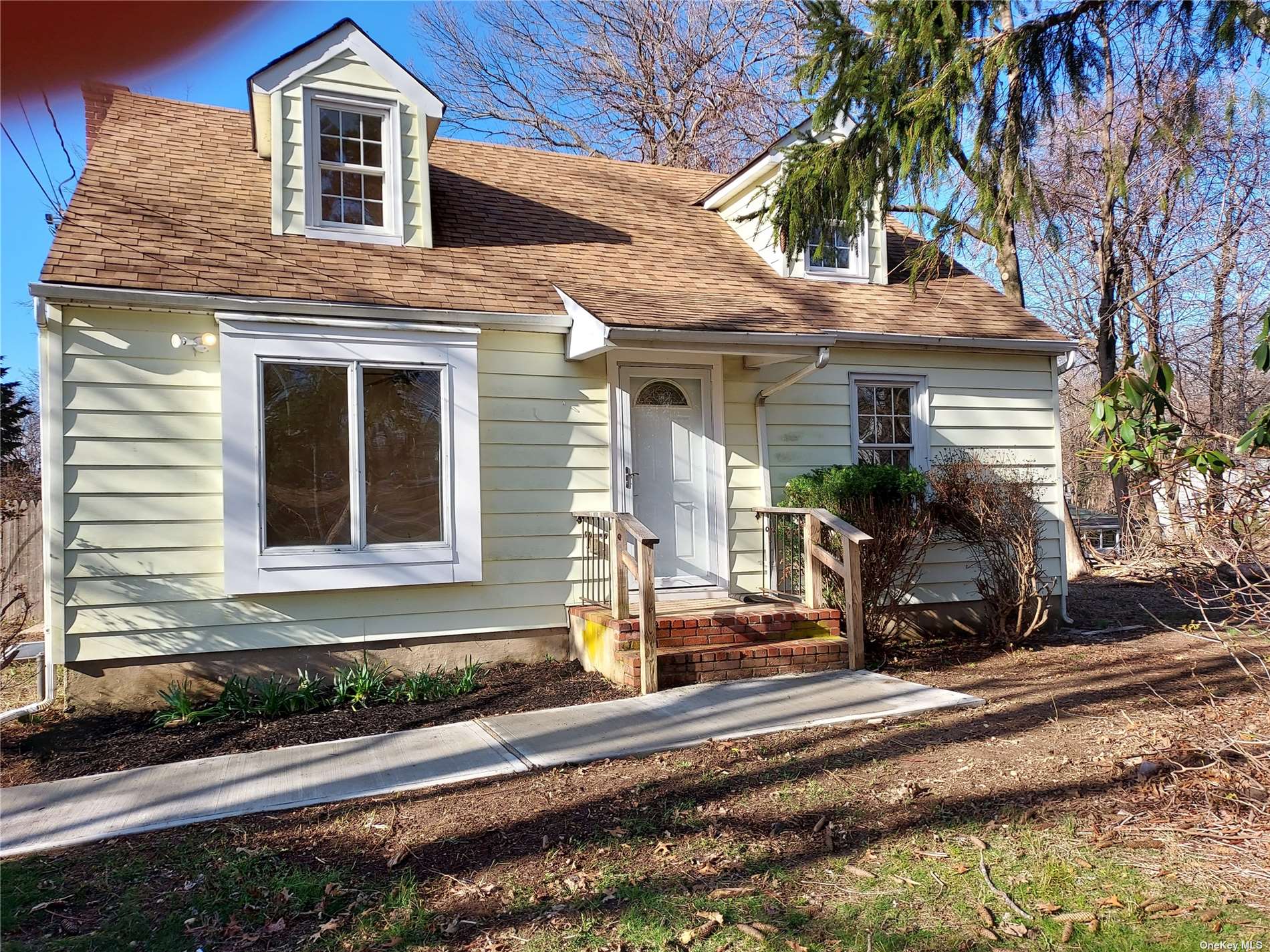 #1 photo, 283 Lower Rocky Point Road, Sound Beach , NY 11789