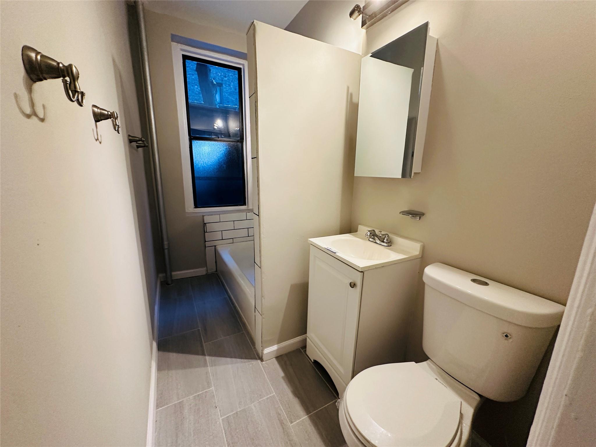 #11 photo, 83-15 116th Street, クイーンズ区 Richmond Hill , NY 11418