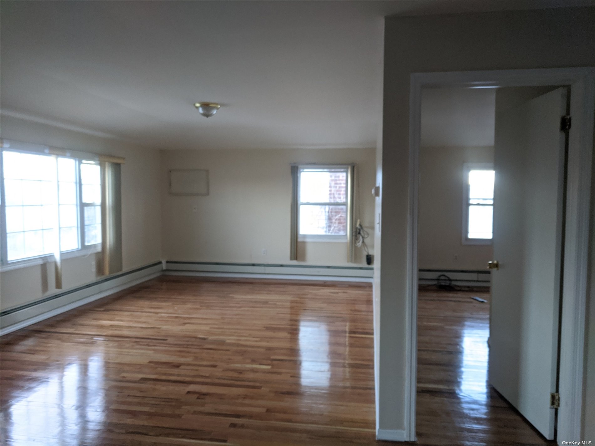 #1 photo, 144-02 254th Street, 皇后区 Rosedale , NY 11422