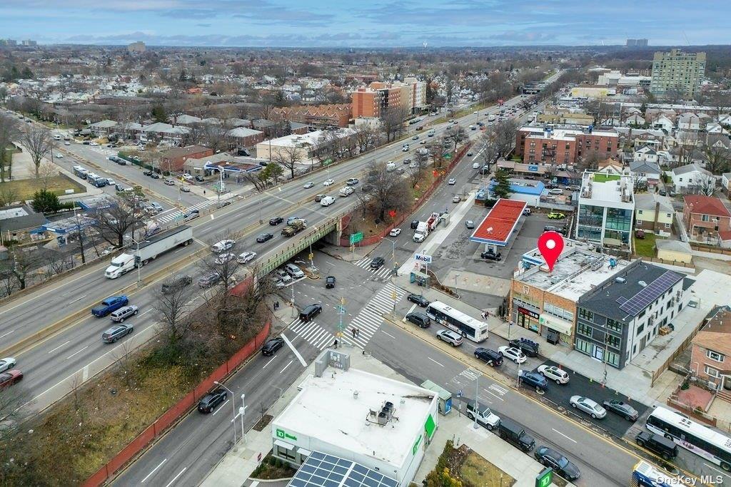 #3 photo, 61-07 Utopia Parkway, クイーンズ区 Fresh Meadows , NY 11365