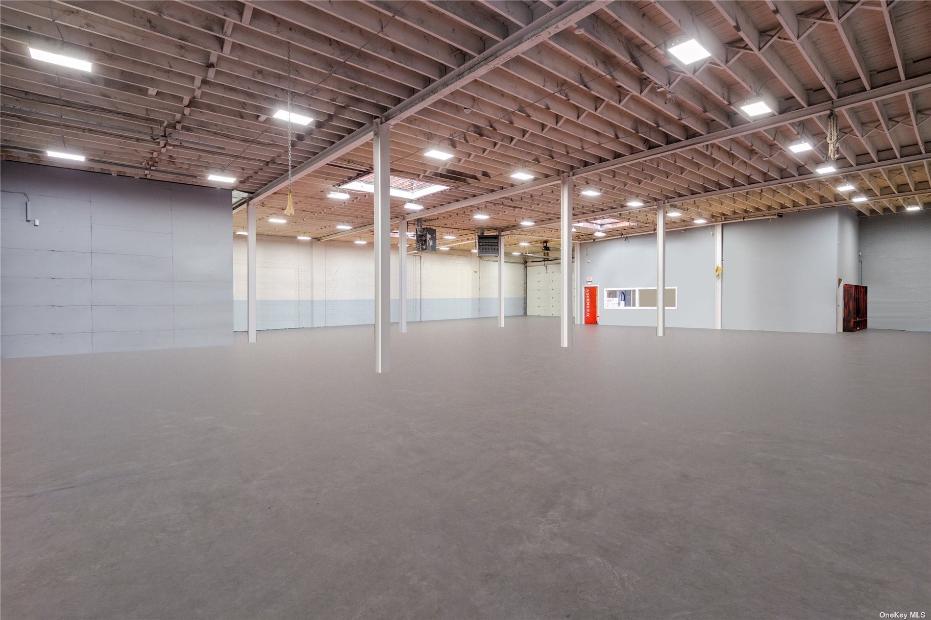 #1 photo, 32 E Carl Street, 长岛 Hicksville , NY 11801