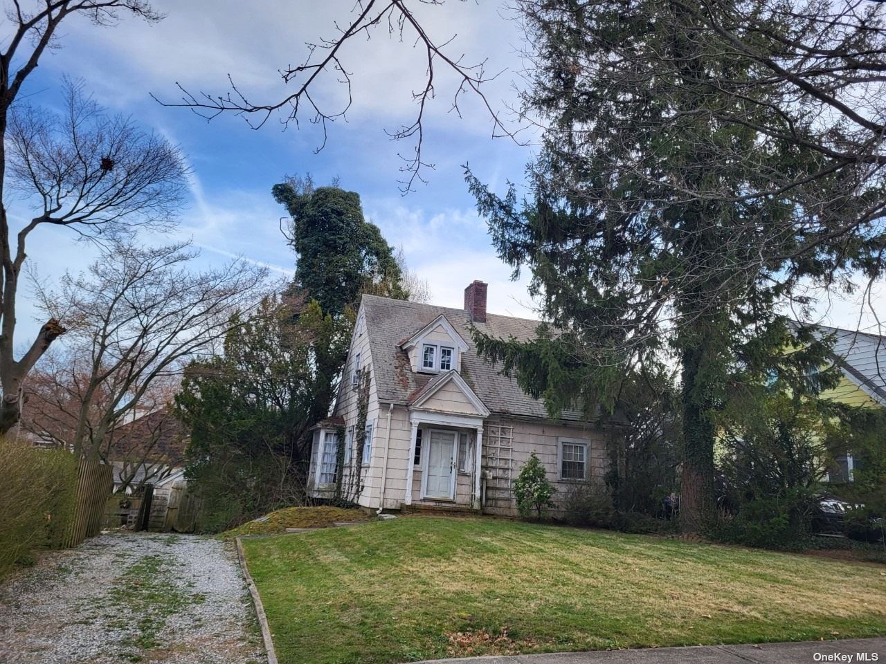 #1 photo, 336 Kenmore Road, 皇后区 道格拉斯顿 Douglaston , NY 11363