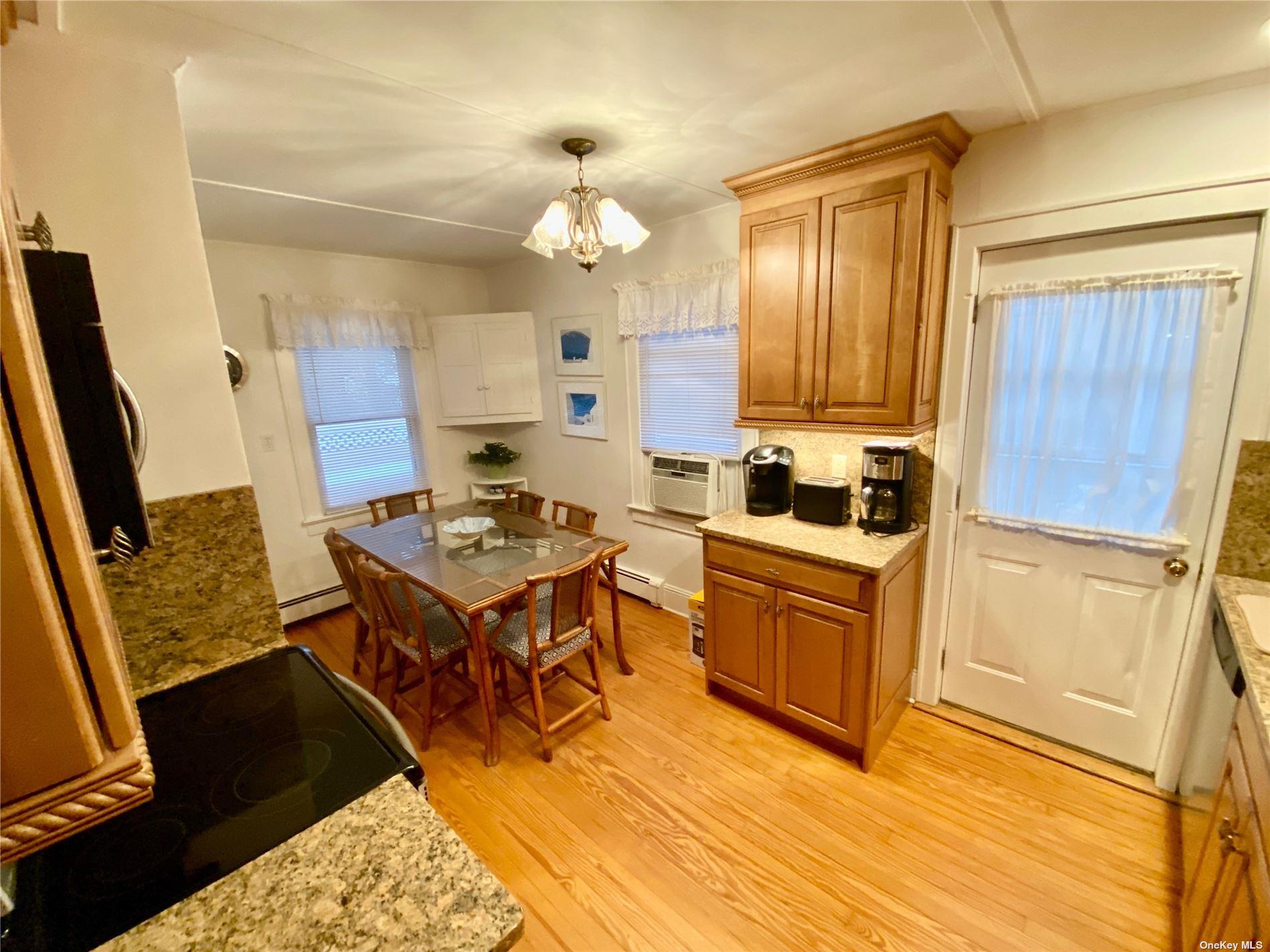 #3 photo, 111 Inwood, ナッソー郡 Point Lookout , NY 11569