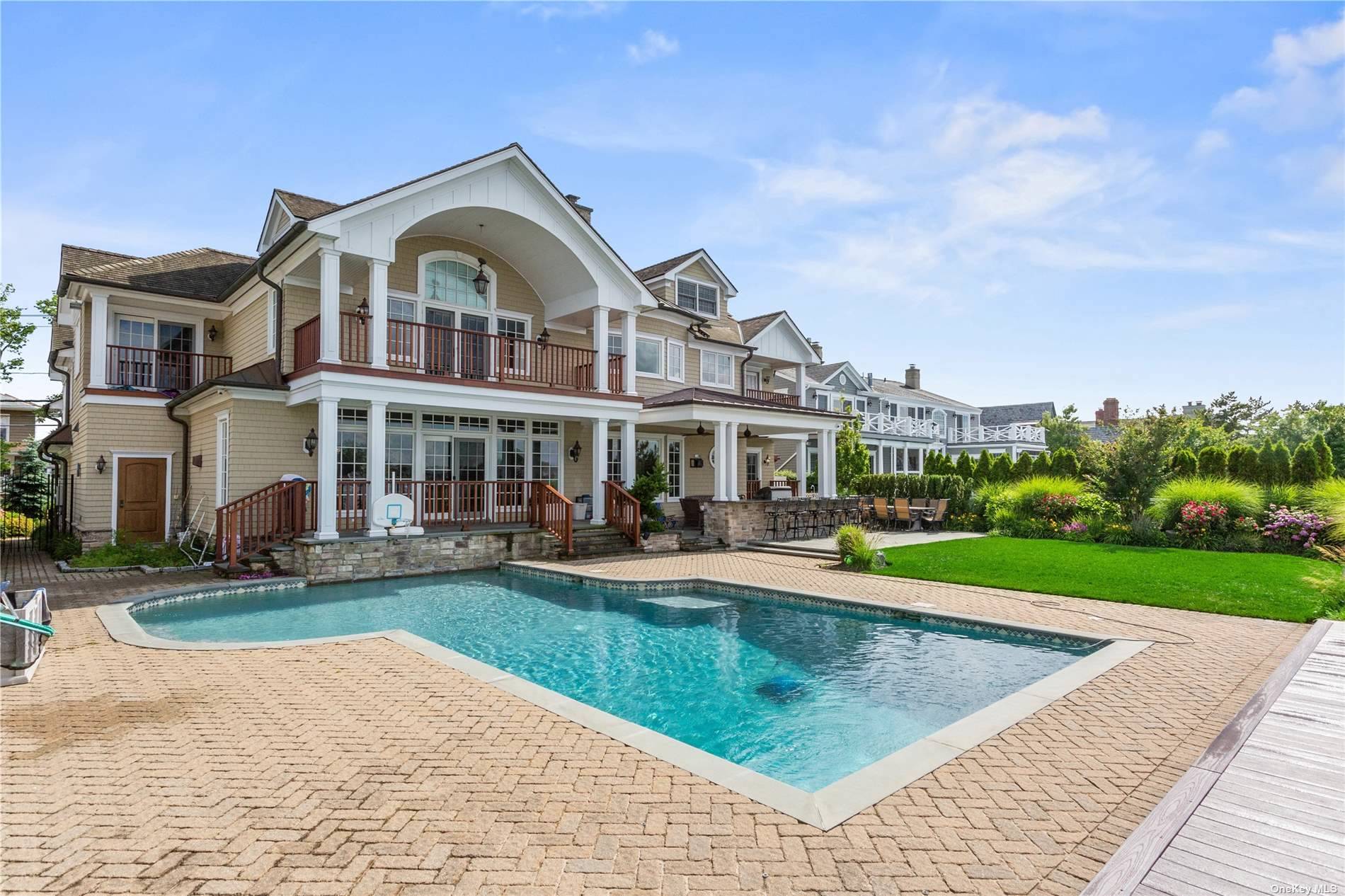 #1 photo, 551 E Bay Drive, 长岛 长滩 Long Beach , NY 11561