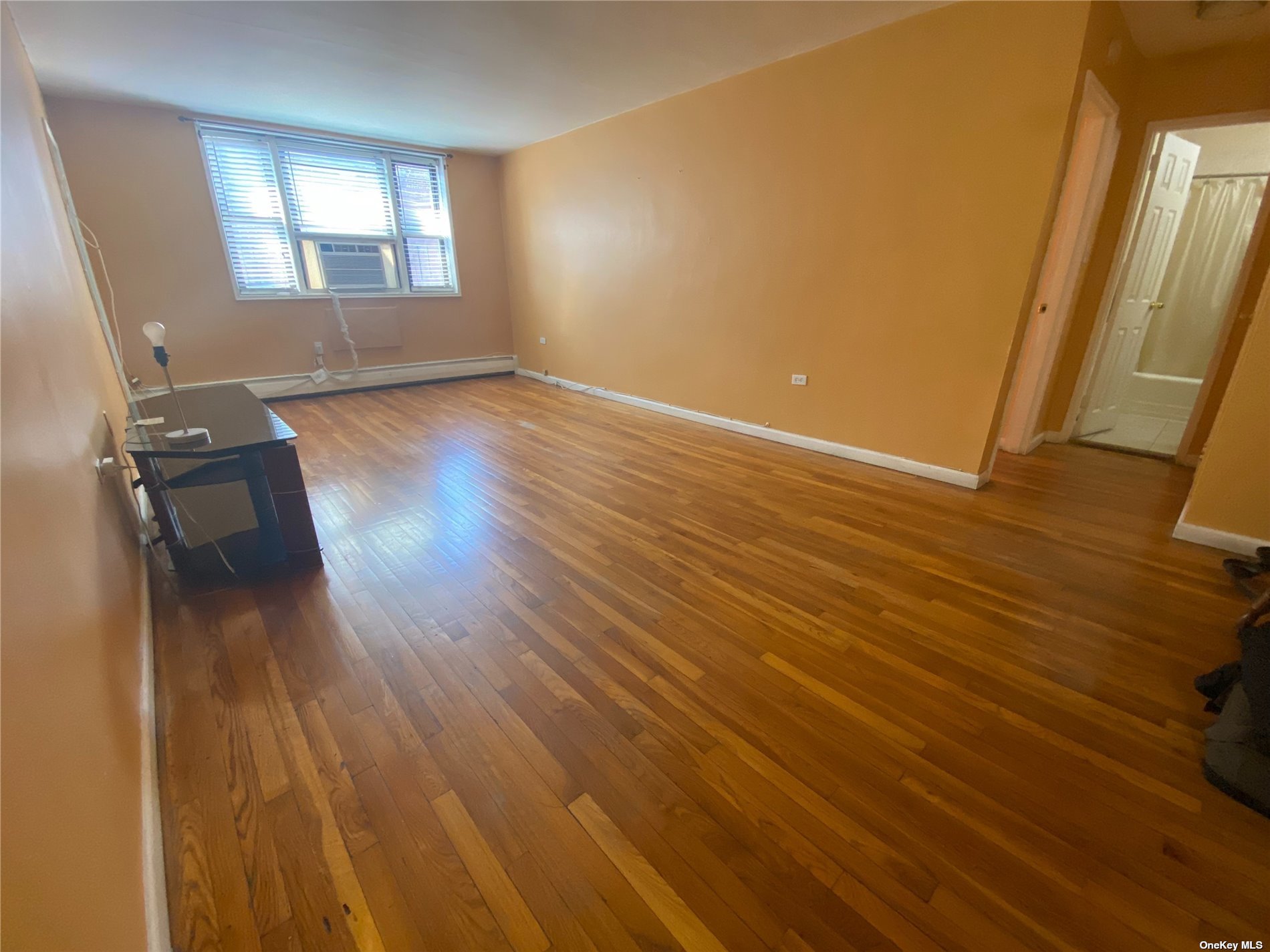 #1 photo, 98-45 57th Ave, קווינס Corona , NY 11368