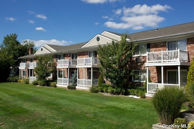 #1 photo, 20 W Shore Road, 东长岛 Oakdale , NY 11769