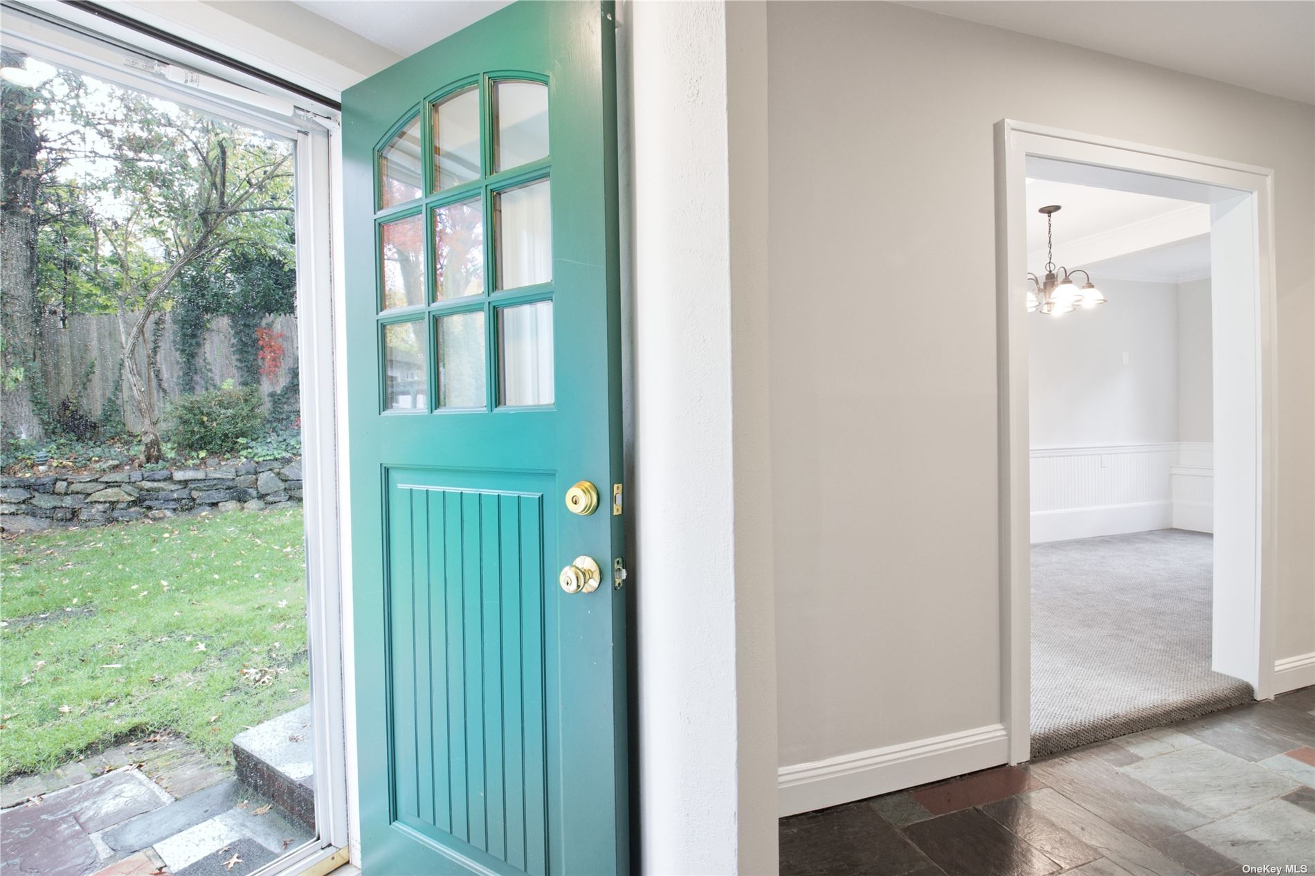 #1 photo, 14 Valley Road, Manhasset , NY 11030