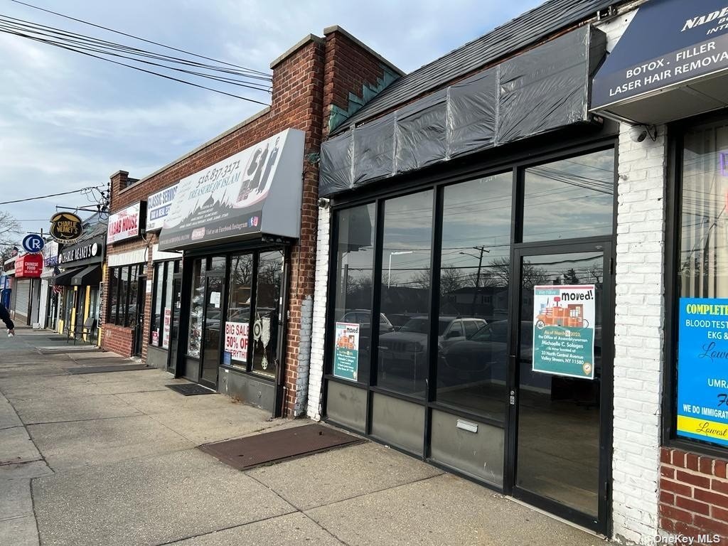 #1 photo, 1690 Central Court, 长岛 Valley Stream , NY 11580