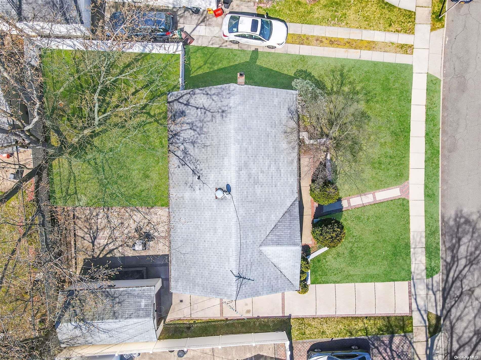 #1 photo, 956 Lynn Drive, 长岛 Valley Stream , NY 11580